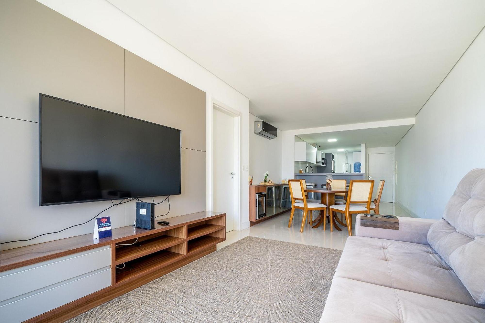 Apto Charmoso C/ Varanda A 150m Da Abc0403 Apartment Itajai
